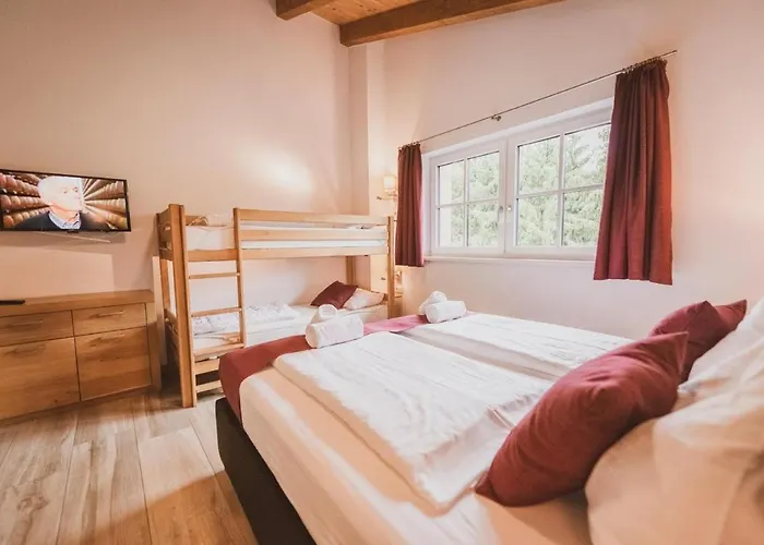 Anna Xl شاليه ليوغانغ